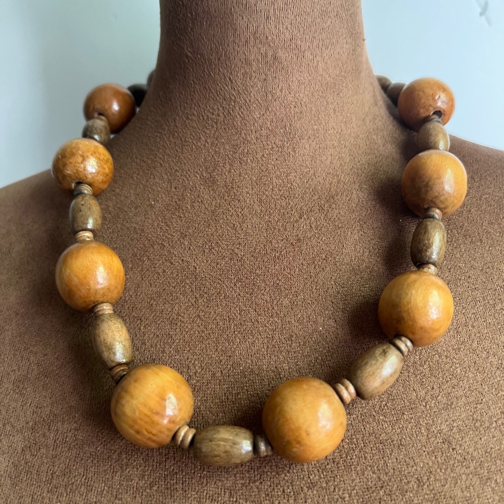 Vintage Chunky Brown Wood Bead Strand Necklace 22 Inch Size Large Cottagecore